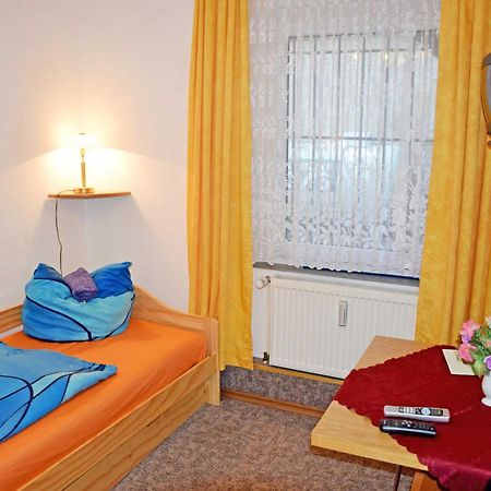 Ferienwohnung/ Ferienzimmer Asche Ашерслебен Екстер'єр фото