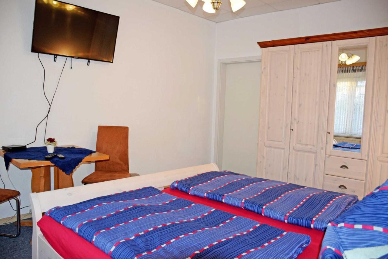 Ferienwohnung/ Ferienzimmer Asche Ашерслебен Екстер'єр фото