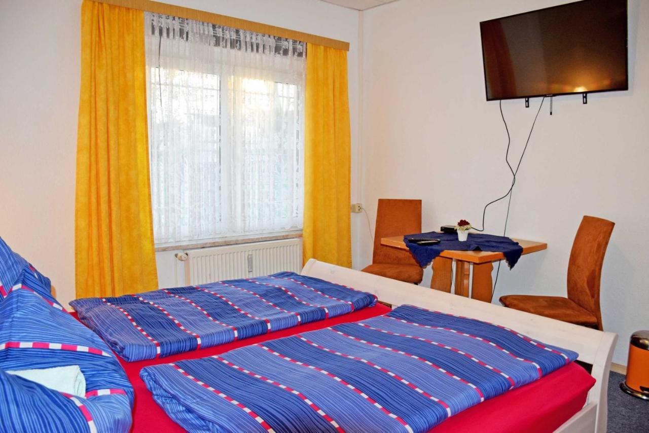 Ferienwohnung/ Ferienzimmer Asche Ашерслебен Екстер'єр фото