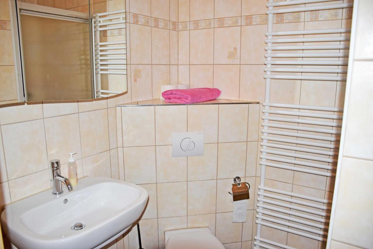 Ferienwohnung/ Ferienzimmer Asche Ашерслебен Екстер'єр фото