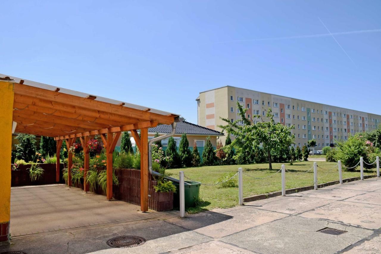 Ferienwohnung/ Ferienzimmer Asche Ашерслебен Екстер'єр фото